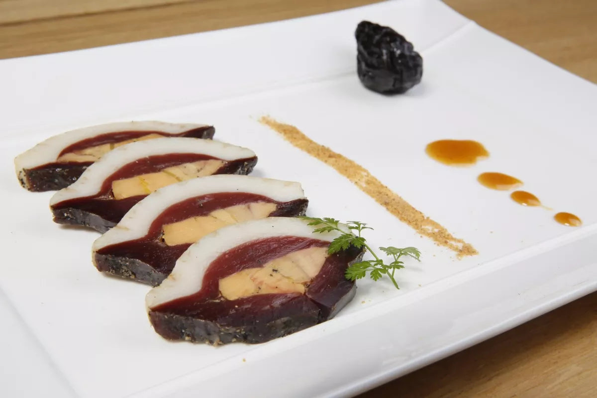 Magret De Canard Gras Séché Fourré Au Foie Gras